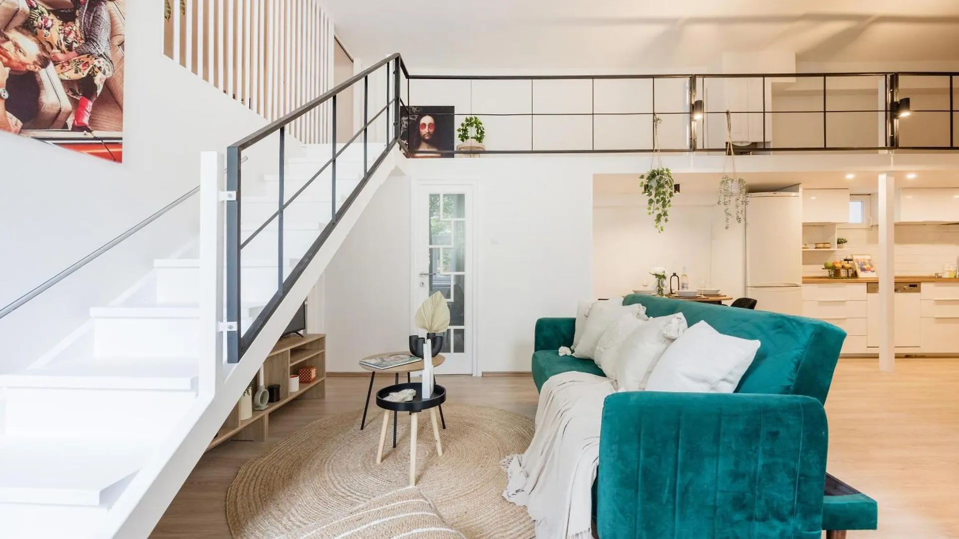 Chic 3Br Heart Of District 7- Central Budapest Gem Appartement