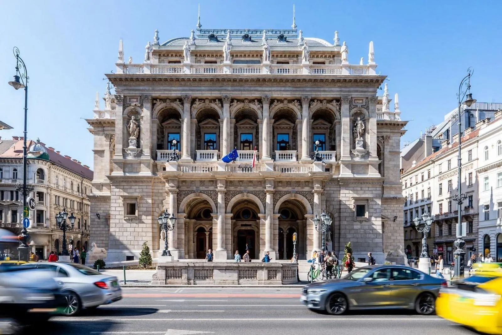 Chic 3Br Heart Of District 7- Central Budapest Gem Apartment